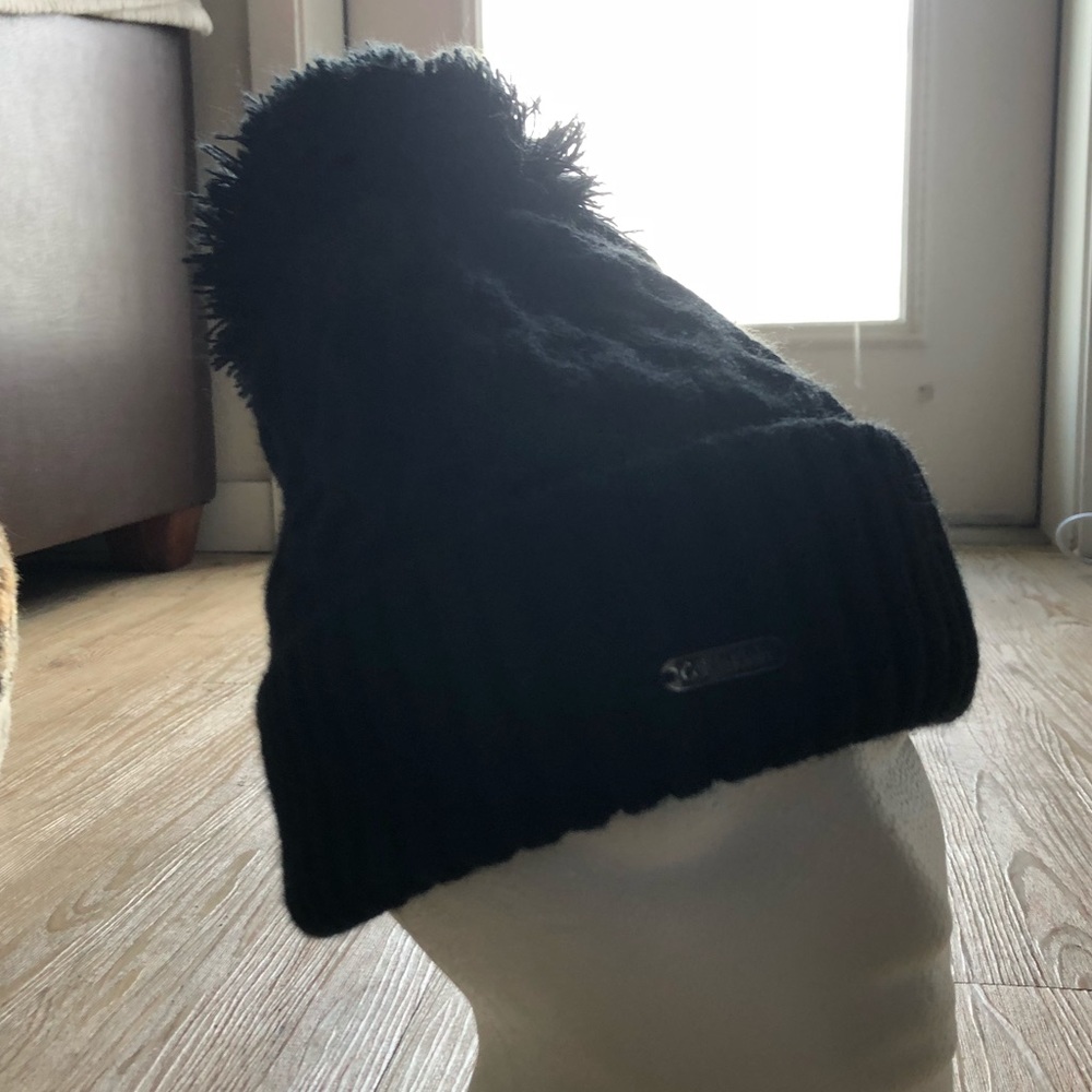 Black beanie